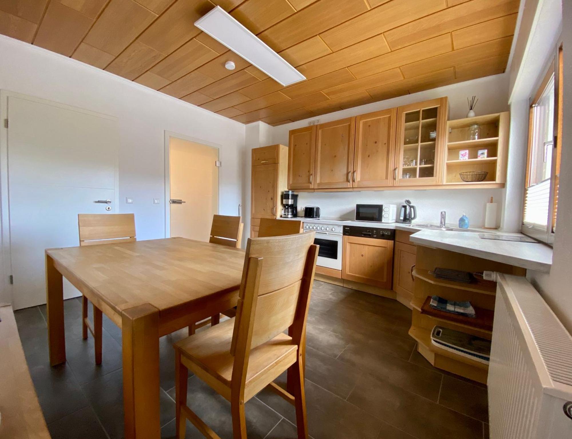 Apartmenthaus Ruhezeit Bad Endbach Esterno foto